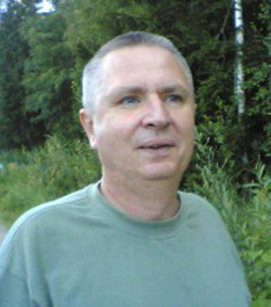 Александр Сухов