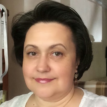 Галина Момот