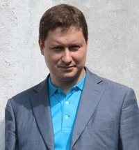 Евгений Именитов