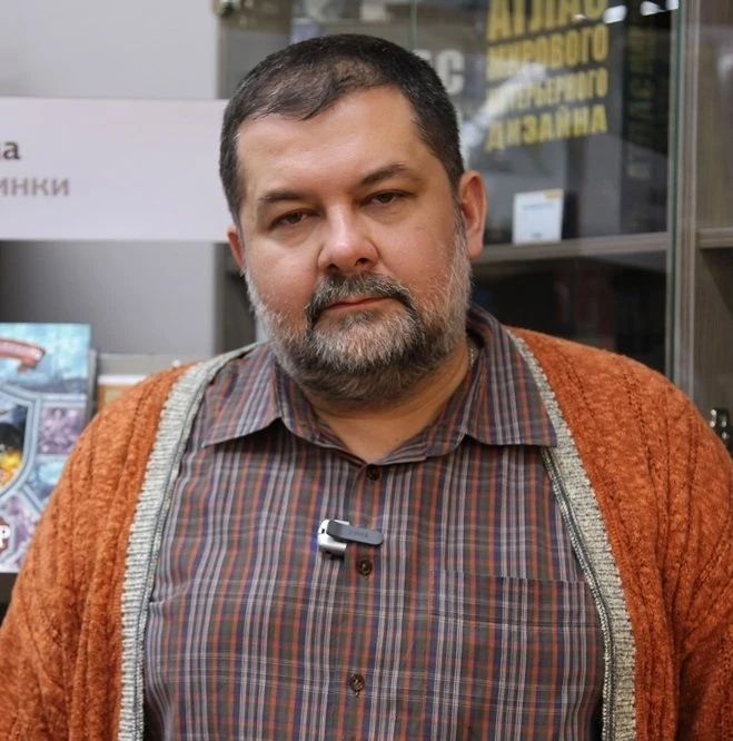 Сергей Лукьяненко