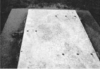 Иллюстрация к книге — Кладбищенские истории [Graveyard-stories-45.jpg]