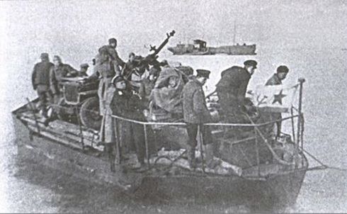 Иллюстрация к книге — Большой десант. Керченско-Эльтигенская операция [i_066.jpg]