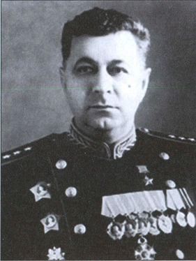 Иллюстрация к книге — В августе 1941 [i_016.jpg]