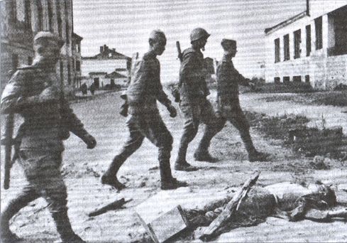 Иллюстрация к книге — Операция «Багратион» [i_061.jpg]