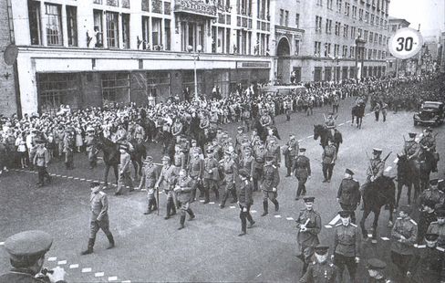 Иллюстрация к книге — Операция «Багратион» [i_076.jpg]