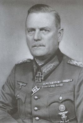 Иллюстрация к книге — Поворот под Москвой [i_008.jpg]