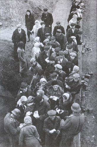 Иллюстрация к книге — Русские эсэсовцы [i_015.jpg]