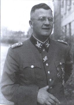 Иллюстрация к книге — Русские эсэсовцы [i_020.jpg]