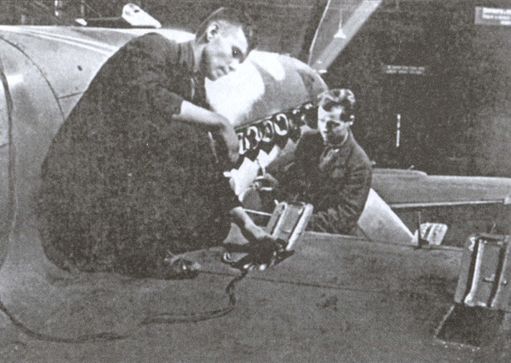 Иллюстрация к книге — Советская авиапромышленность в годы Великой Отечественной войны [i_031.jpg]