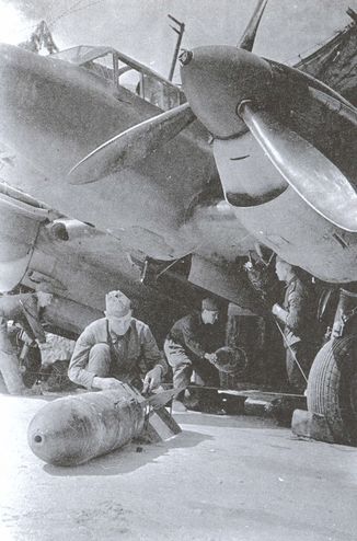 Иллюстрация к книге — Советская авиапромышленность в годы Великой Отечественной войны [i_033.jpg]