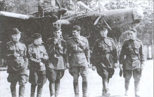 Иллюстрация к книге — Советская авиапромышленность в годы Великой Отечественной войны [i_037.jpg]