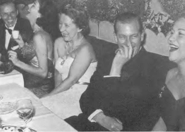 Иллюстрация к книге — Голый шпион [i_025.jpg]