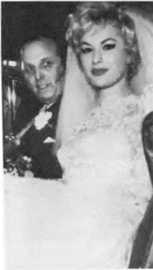 Иллюстрация к книге — Голый шпион [i_040.jpg]