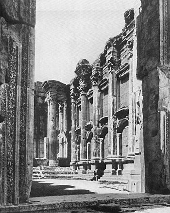 Иллюстрация к книге — Другая история войн. От палок до бомбард [i_001.jpg]