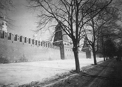 Иллюстрация к книге — Другая история войн. От палок до бомбард [i_074.jpg]