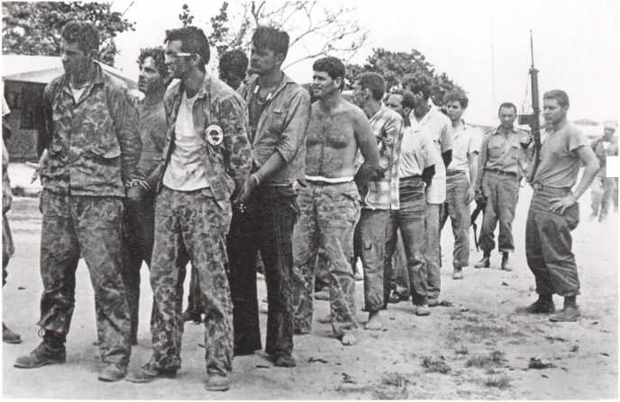 Иллюстрация к книге — Кузькина мать. Хроника великого десятилетия [i_050.jpg]