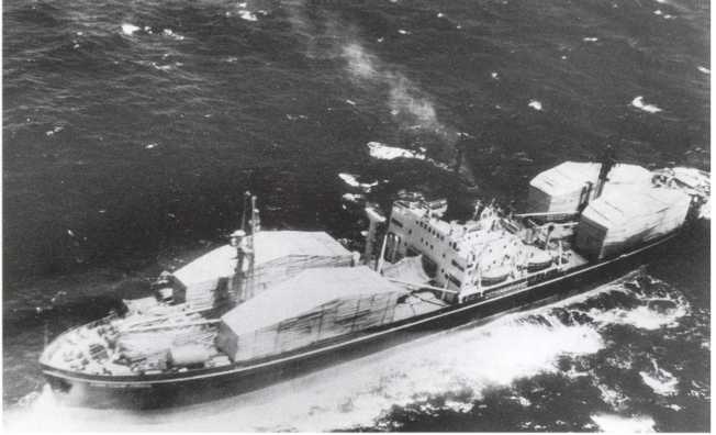 Иллюстрация к книге — Кузькина мать. Хроника великого десятилетия [i_109.jpg]