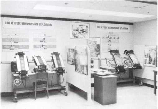 Иллюстрация к книге — Кузькина мать. Хроника великого десятилетия [i_113.jpg]