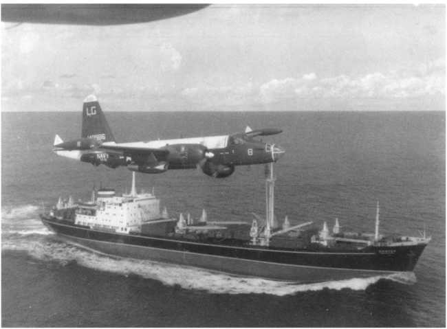 Иллюстрация к книге — Кузькина мать. Хроника великого десятилетия [i_131.jpg]