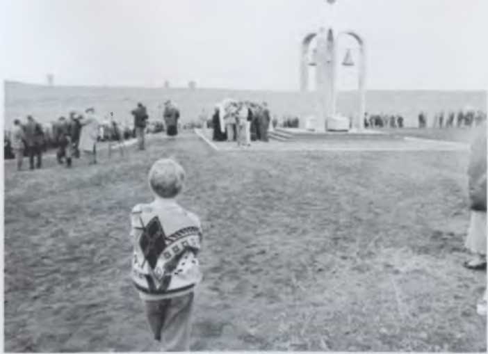 Иллюстрация к книге — Против всех [i_051.jpg]