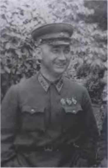 Иллюстрация к книге — Против всех [i_067.jpg]