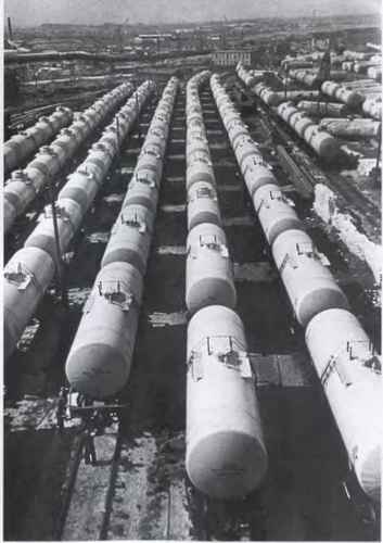 Иллюстрация к книге — Против всех [i_096.jpg]