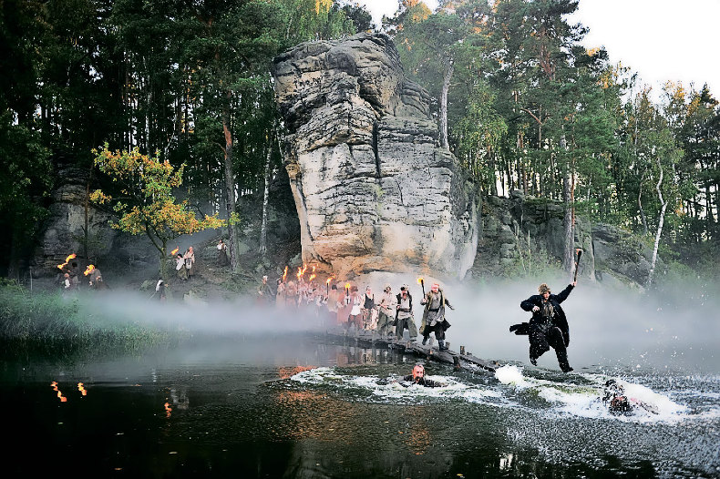 Иллюстрация к книге — Вий [i_012.jpg]