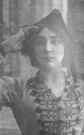 Иллюстрация к книге — Прекрасная Отеро [pic_25.jpg]