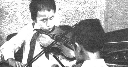 Иллюстрация к книге — Детство Левы [i_030.jpg]