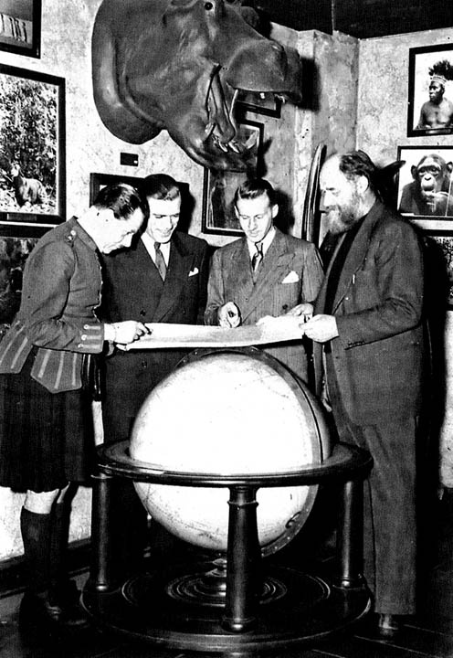 Иллюстрация к книге — У [i_002.jpg]