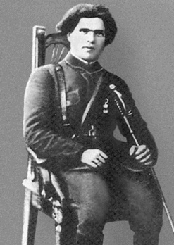 Иллюстрация к книге — Буденный [i_030.jpg]