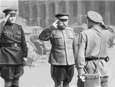 Иллюстрация к книге — Буденный [i_048.jpg]