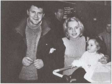 Иллюстрация к книге — Террор на пороге [i_029.jpg]