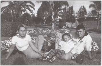 Иллюстрация к книге — Террор на пороге [i_030.jpg]