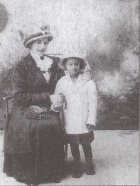 Иллюстрация к книге — Террор на пороге [i_055.jpg]