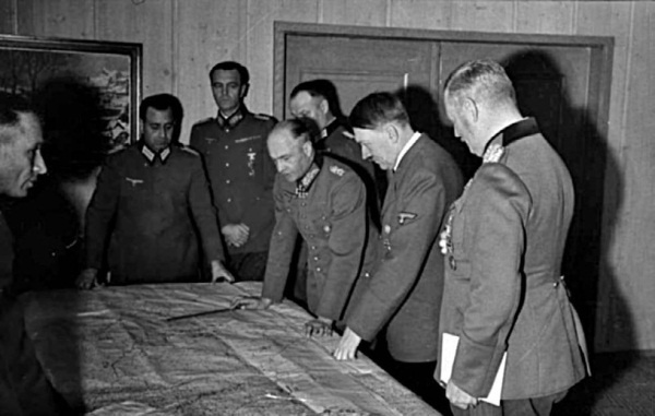 Иллюстрация к книге — Тайная миссия Третьего Рейха [i_063.jpg]