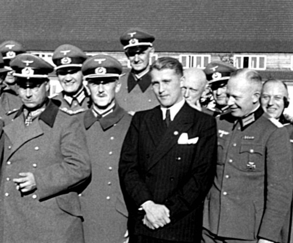 Иллюстрация к книге — Тайная миссия Третьего Рейха [i_109.jpg]