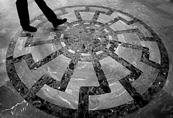 Иллюстрация к книге — Тайная миссия Третьего Рейха [i_134.jpg]