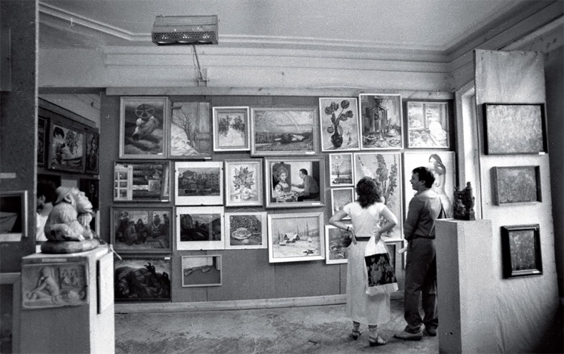 Иллюстрация к книге — Ебург [i_026.jpg]