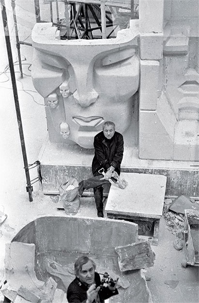 Иллюстрация к книге — Ебург [i_104.jpg]