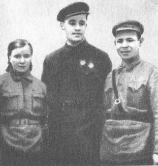 Иллюстрация к книге — Русские диверсанты против "кукушек" [i_039.jpg]