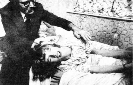 Иллюстрация к книге — Книга вампиров [i_051.jpg]