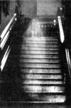 Иллюстрация к книге — Книга вампиров [i_058.jpg]