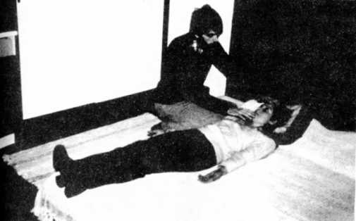 Иллюстрация к книге — Книга вампиров [i_091.jpg]