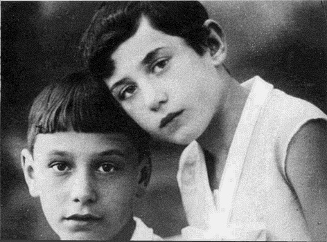 Иллюстрация к книге — Антисоветский роман [i_006.jpg]