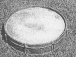 Иллюстрация к книге — Игра на разных барабанах [i_002.jpg]