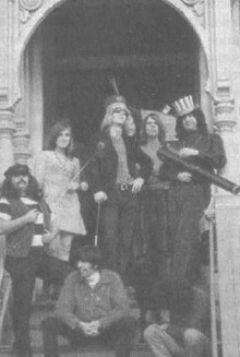 Иллюстрация к книге — Штурмуя небеса. ЛСД и американская мечта [p98.jpg]