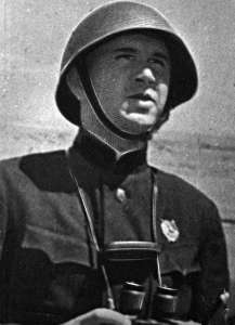 Иллюстрация к книге — Зенитная цитадель "Не тронь меня!" [i_002.jpg]