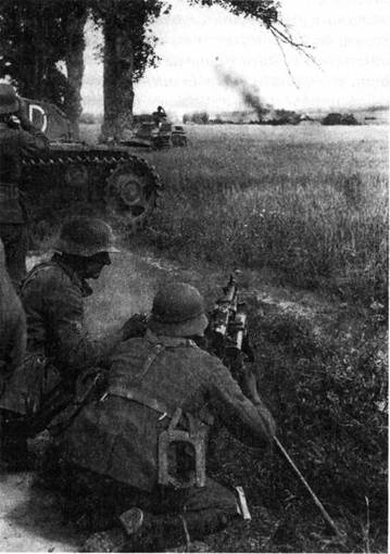 Иллюстрация к книге — 22 июня. Черный день календаря [i_092.jpg]