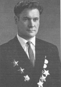 Иллюстрация к книге — "Я ходил за линию фронта". Откровения войсковых разведчиков [i_010.jpg]